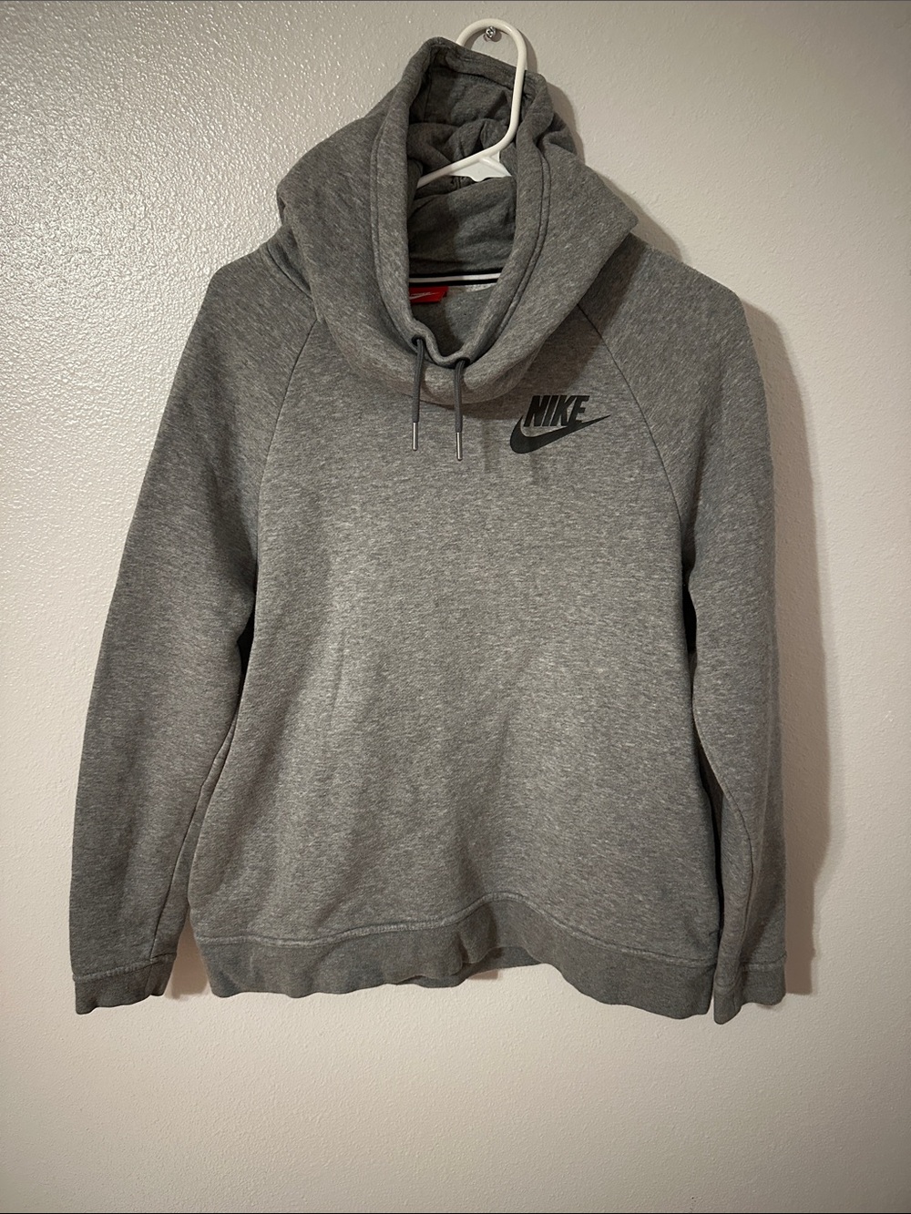 Nike Women’s Gray Cowl Neck Pullover Sweatshirt